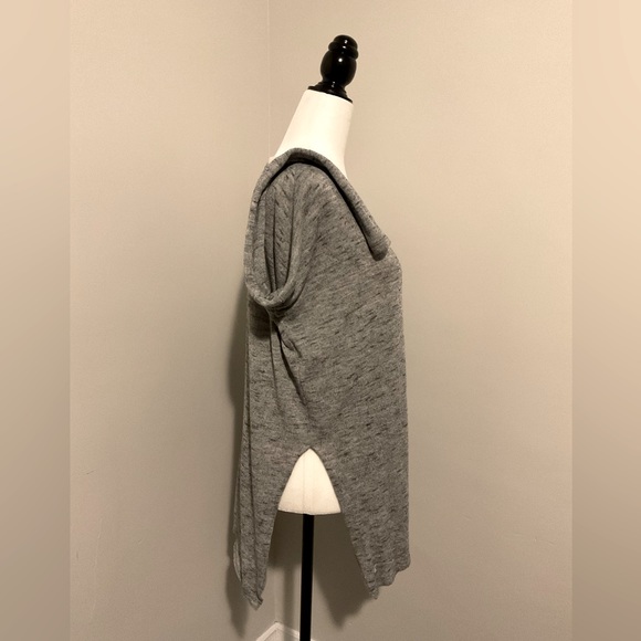 Wilfred V-Neck sweater - Picture 3 of 4